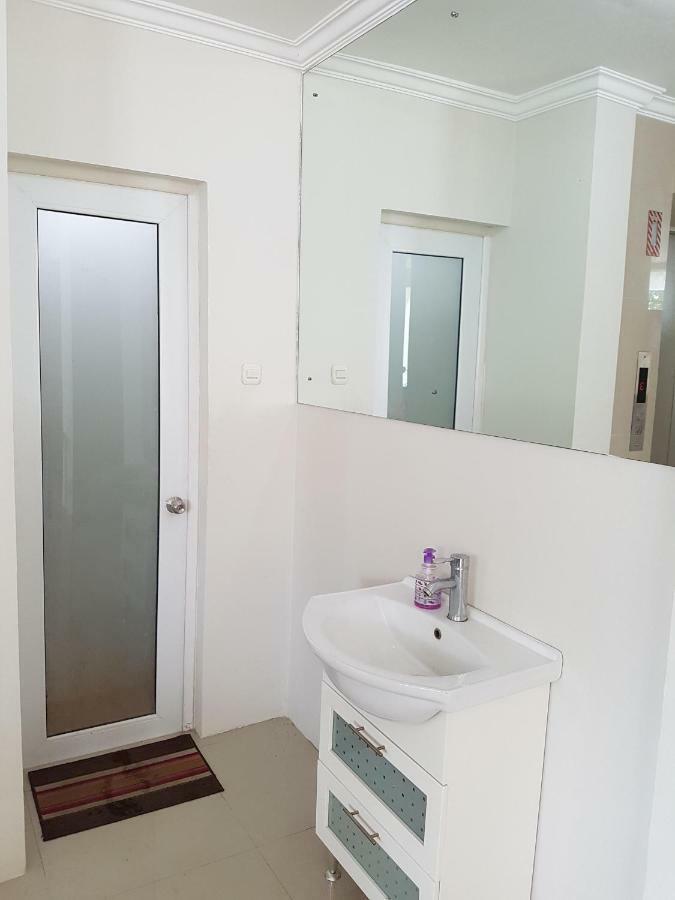 ג'קרטה Ethan Hotel Kelapa Gading מראה חיצוני תמונה